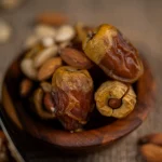 بلح محشى لوز - 200 جم